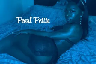 Tonight Only: Your Sweet Escape Awaits! - Image 3